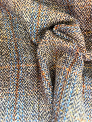 Der Harris Tweed Stoff mit seinen besonderen Farben.