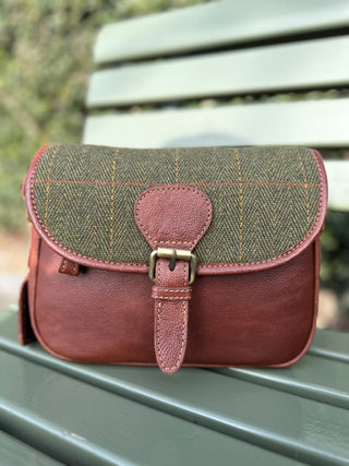 Tweed Saddle Bag Handtasche groß classic green