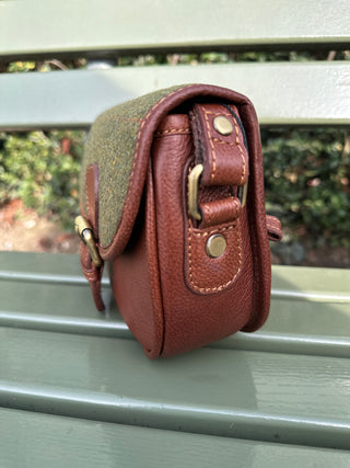 Tweed Saddle Bag Handtasche mini classic green