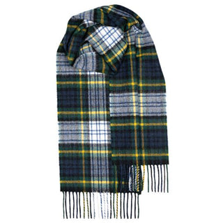 Klassischer Lammwollschal im Tartan Dress Gordon Modern von House of Scotland.